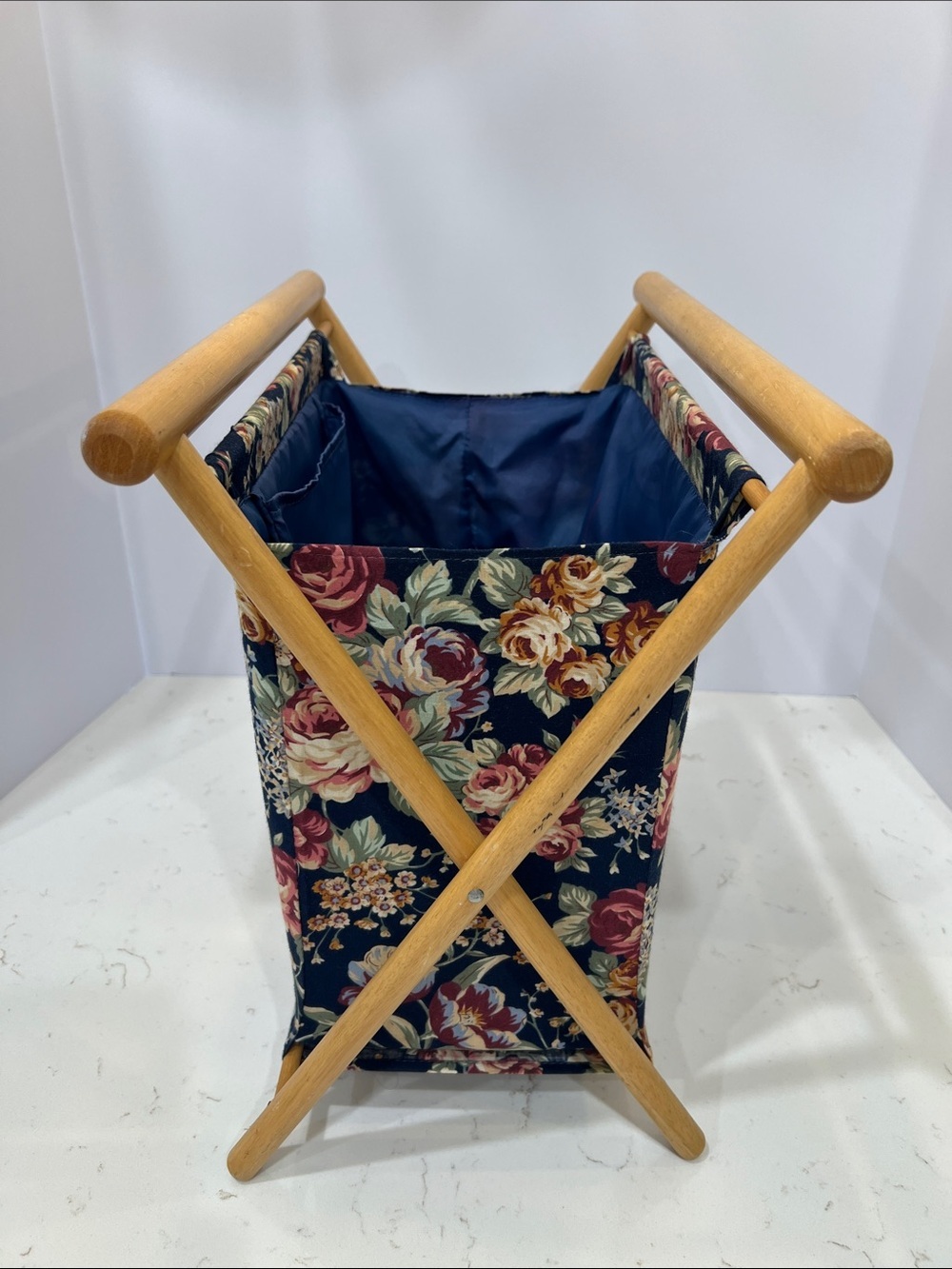 Vintage Foldable Wooden Sewing Basket Floral Knitting Craft Storage Caddy - Picture 2 of 15